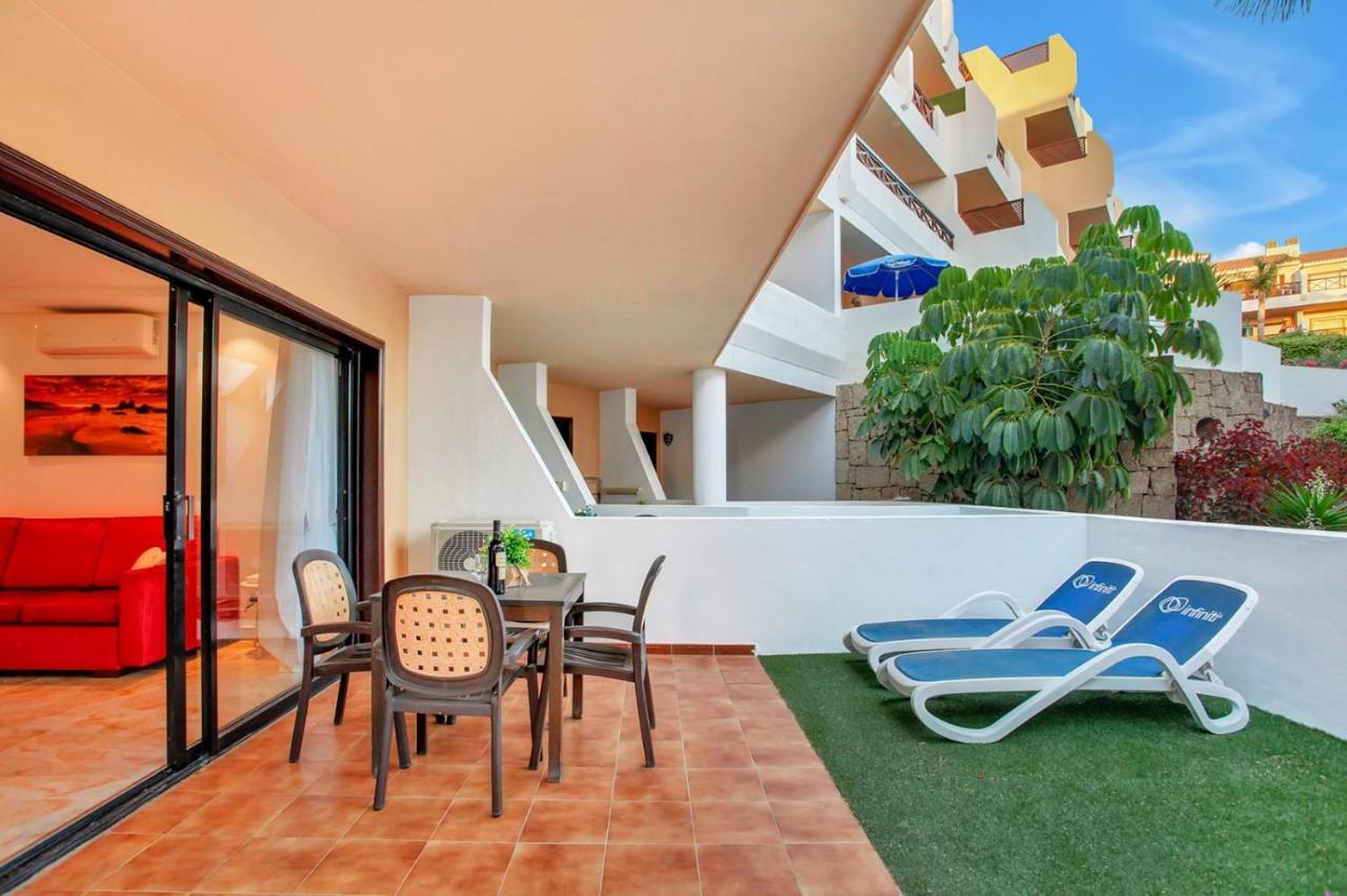 Apartment In Albatros Complex "Albaroa" Сан Мигел де Абона Екстериор снимка