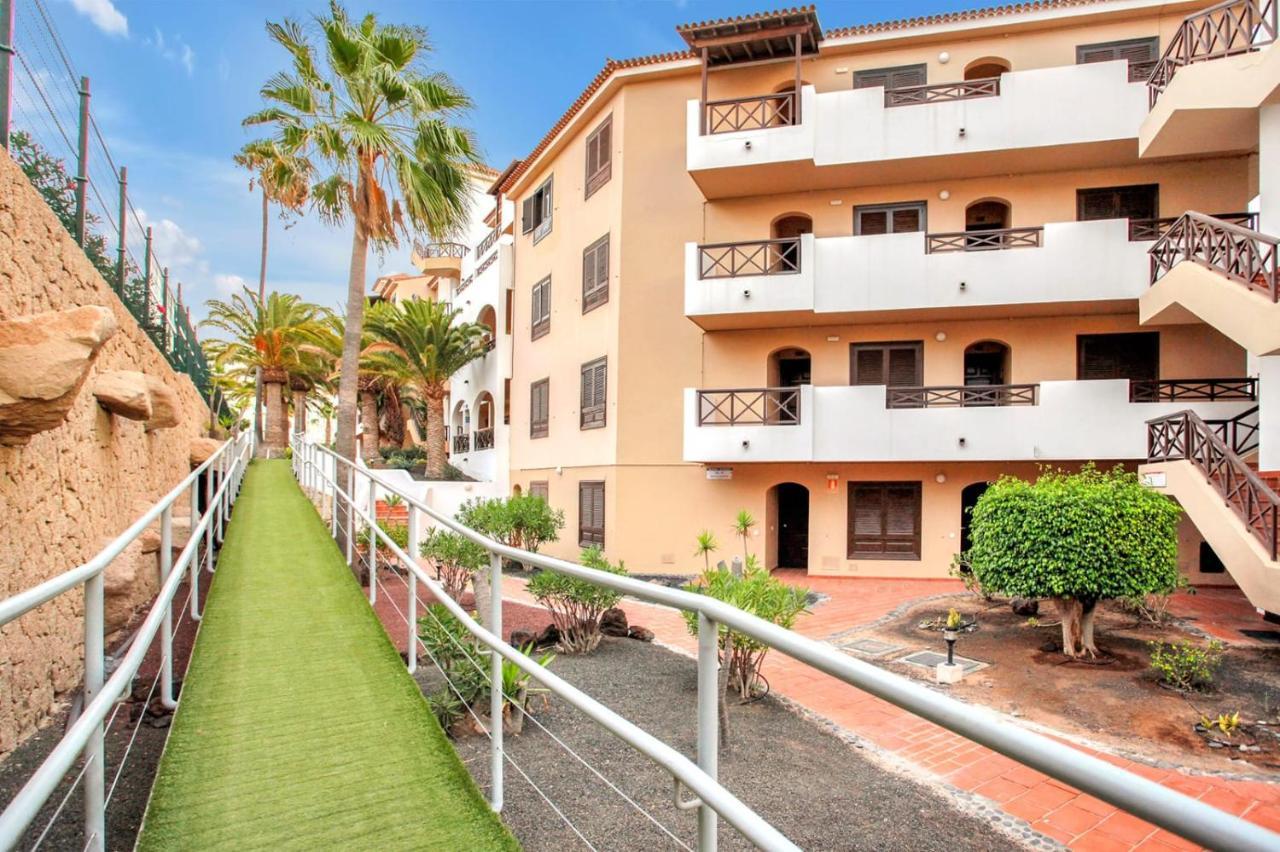 Apartment In Albatros Complex "Albaroa" Сан Мигел де Абона Екстериор снимка